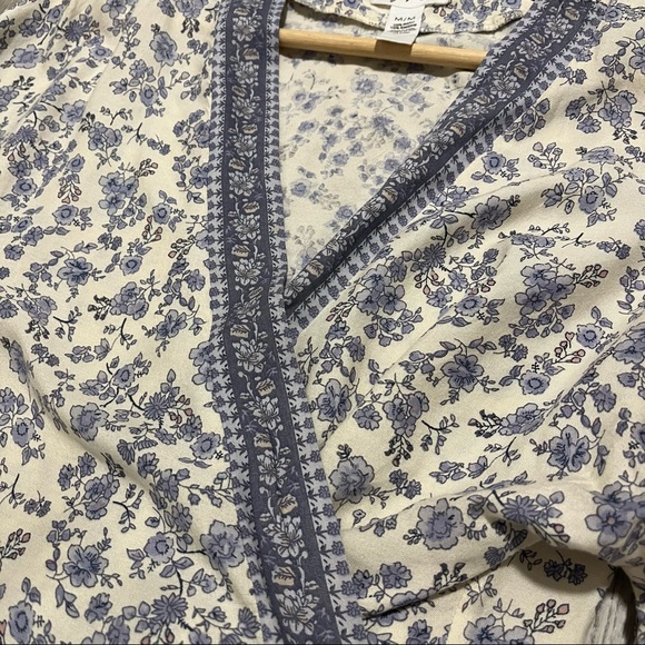 Japna tie up floral boho wrap top - size medium - Picture 4 of 5